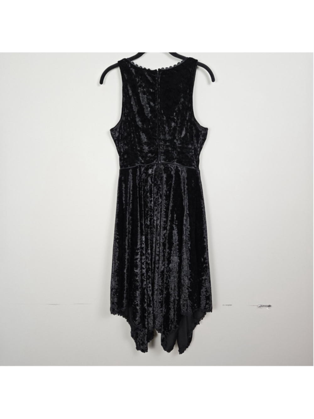 Hot Topic Crushed Velvet Witchy Corset Dress Medium Black Hanky Hem Whimsigoth - Picture 3 of 9